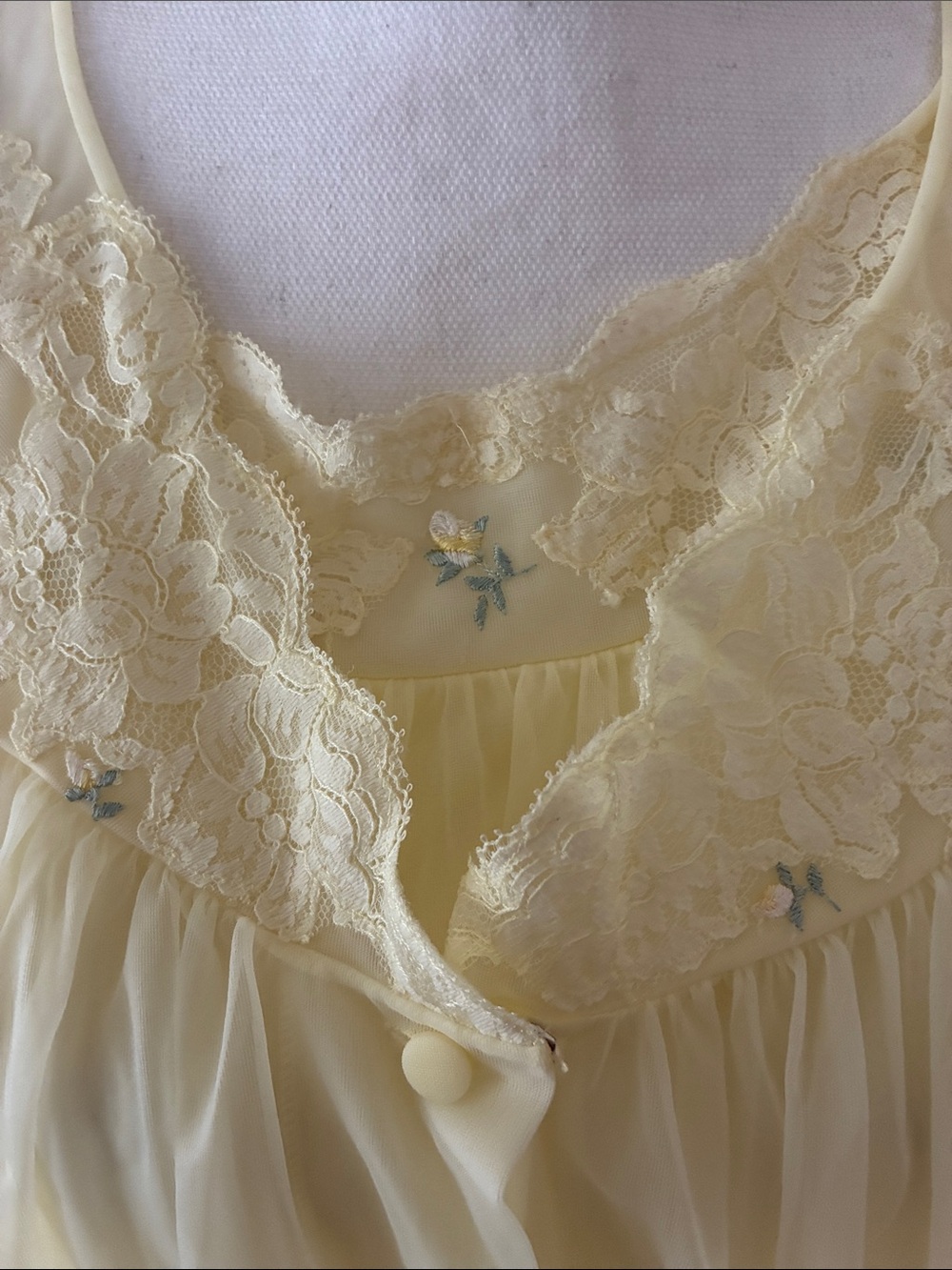 Vintage 1960s Shadowline peignor set 100% Nylon Chiffon Nightgown Sheer Lace - Picture 2 of 12